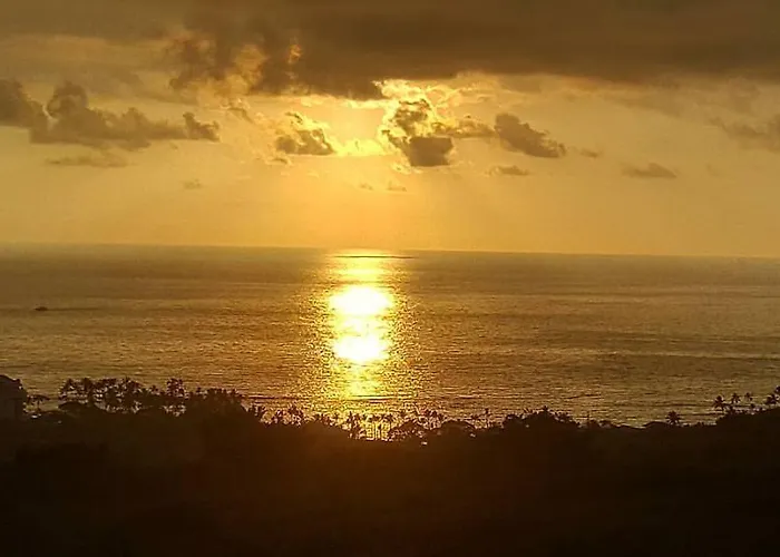 Hale Hualalai